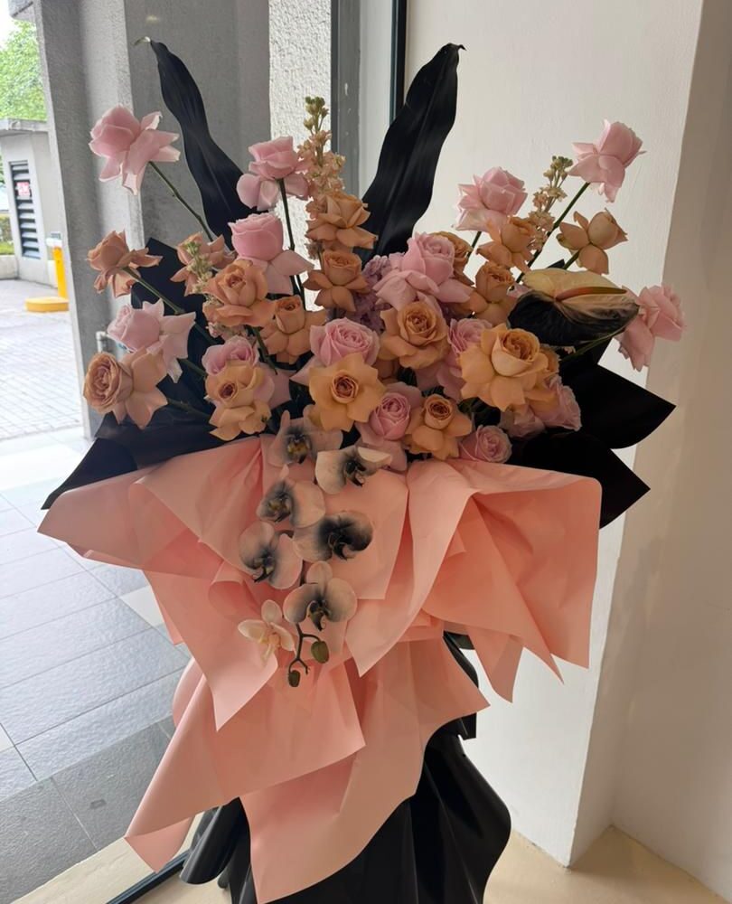 雾粉序曲 · 粉橘高级花艺花篮