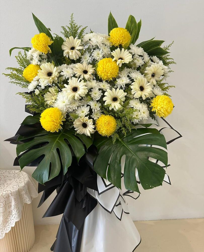 清辉映意 · 黄白系哀悼花篮